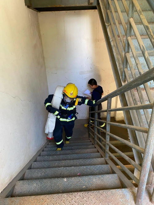 房山區(qū)消防救援支隊組織開展安全員與緊急小組專項培訓